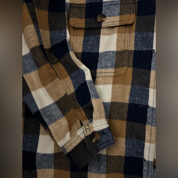 Plaid Flannel Button-Up Jacket - Picture 3 of 8